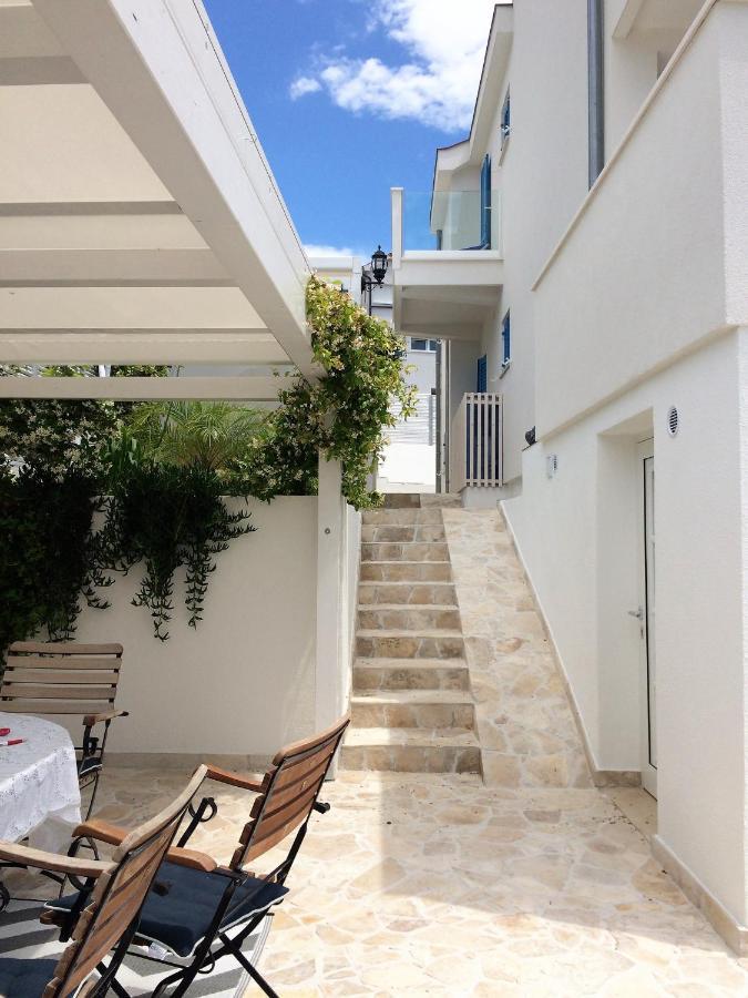 Seaside Villa With Private Pool Home By The Sea - Villa تروغير المظهر الخارجي الصورة